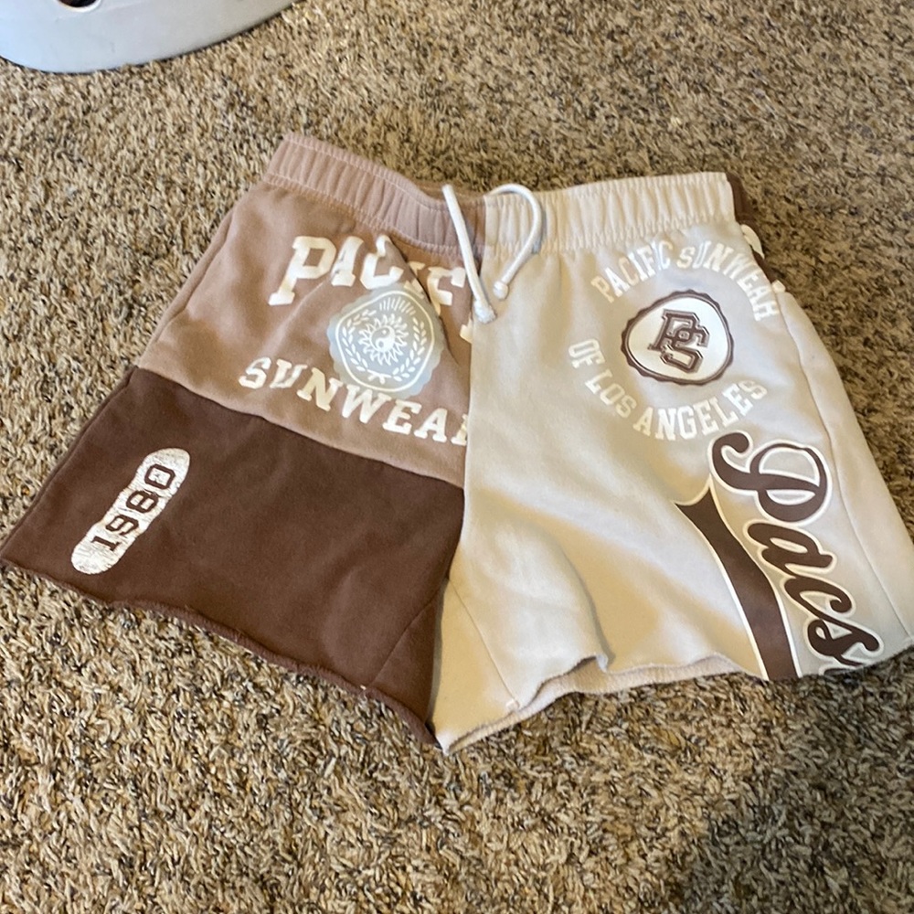 Brown pacsun shorts